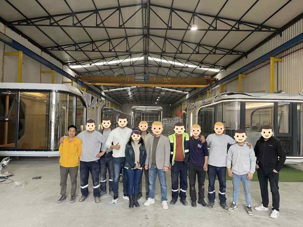 Planning Logistics for Oversized Modular Transports